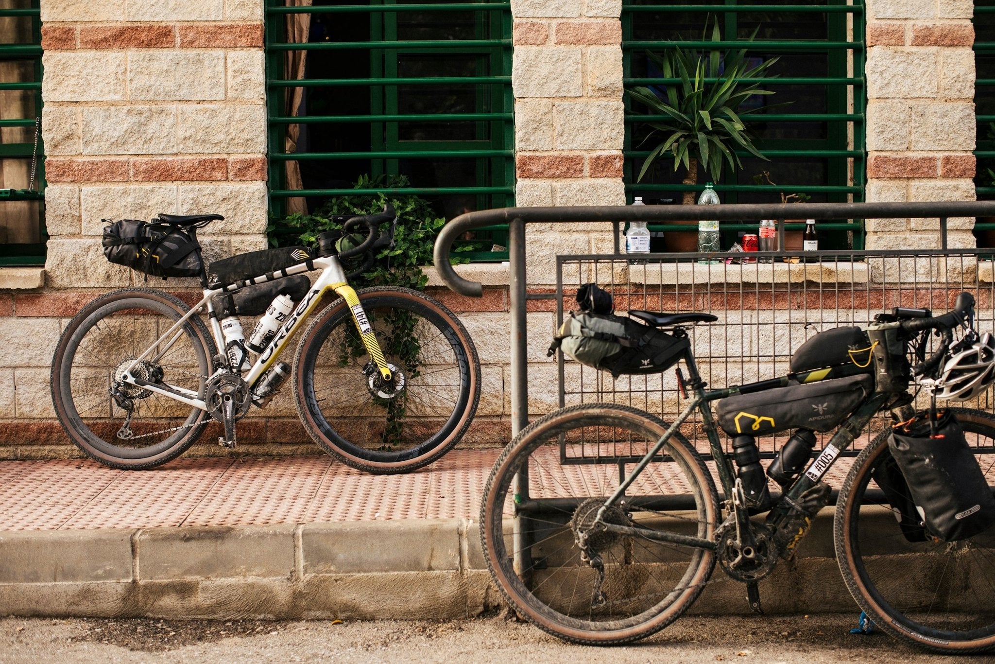 Kolekcja Apidura – Profesjonalne Akcesoria Bikepackingowe - Najs Bike