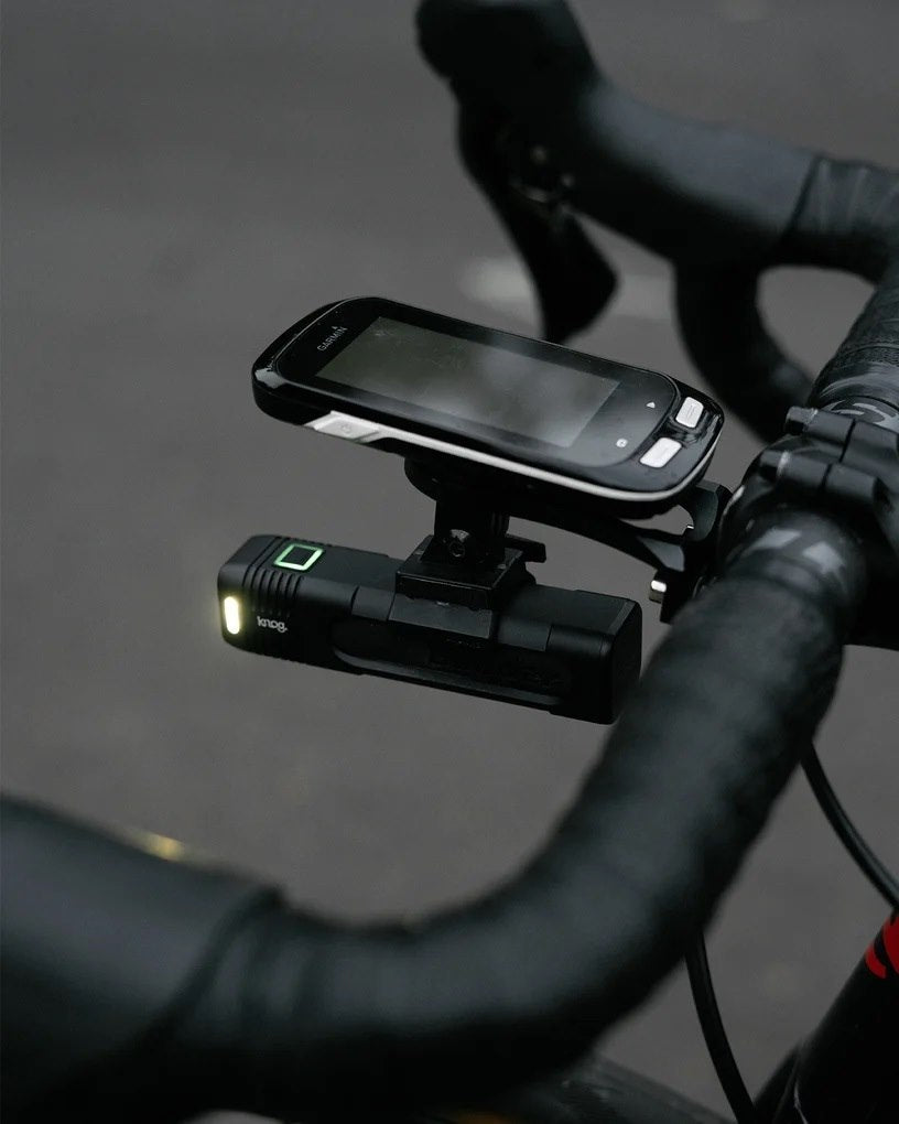 Zestaw lamp Knog Blinder Pro 900 + Blinder Square