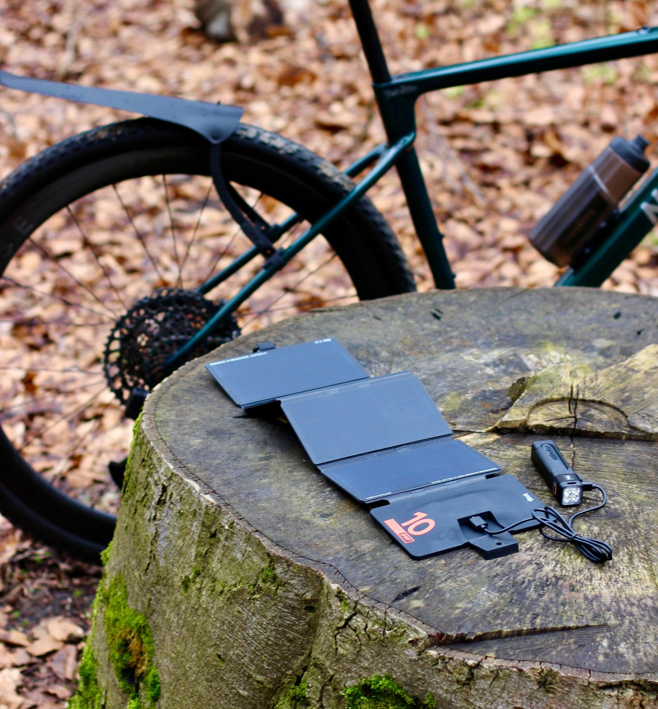 Rower gravel wyposażony w akcesoria Najs Bike