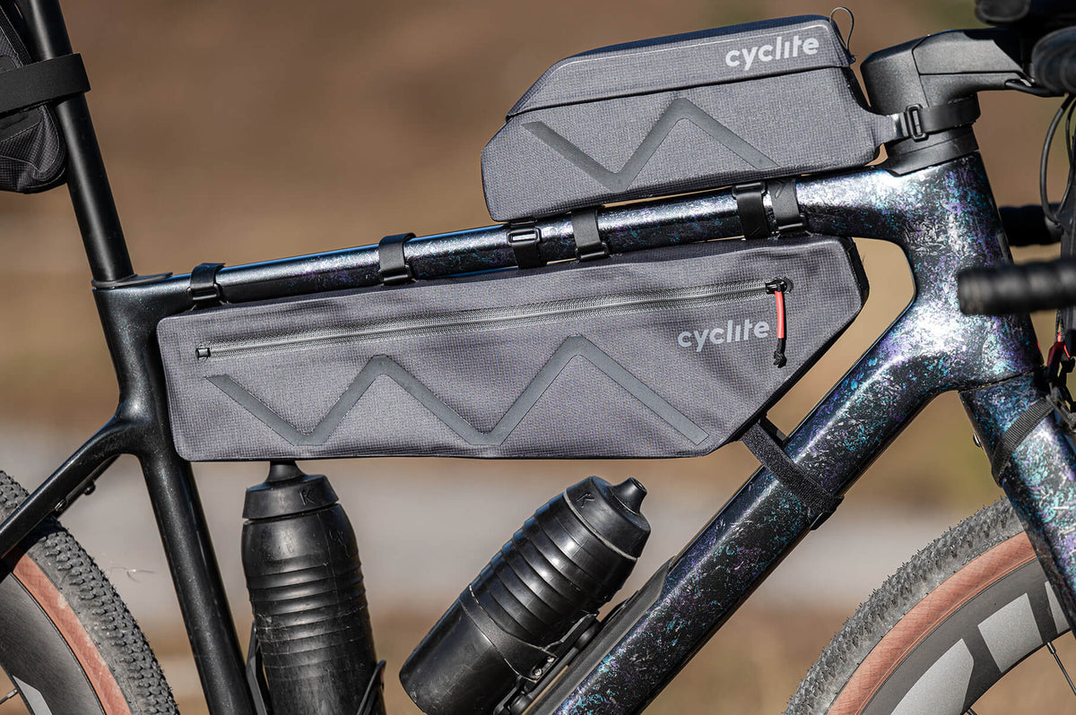 Cyclite Frame Bag XT 3,2 l, czarna, w ramie gravela z dwoma bidonami