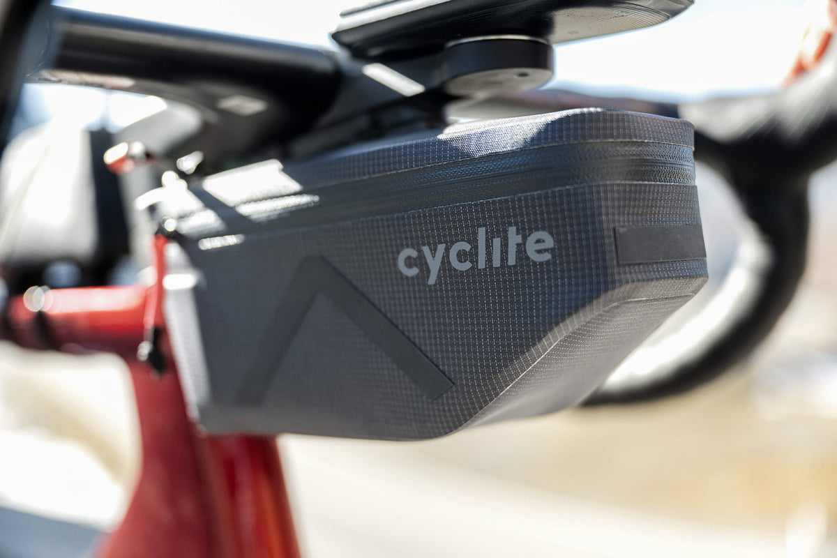 Cyclite Handle Bar Bag Nano pod uchwytem licznika