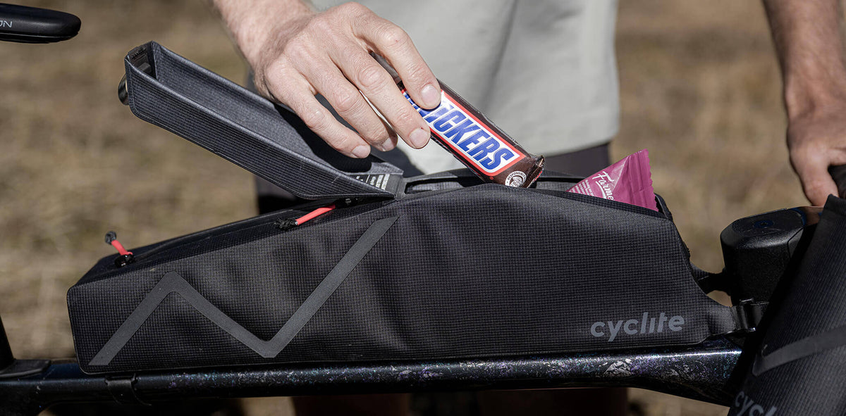 Baton z otwartej klapy Cyclite Top Tube Bag Large #Kolor_Czarny