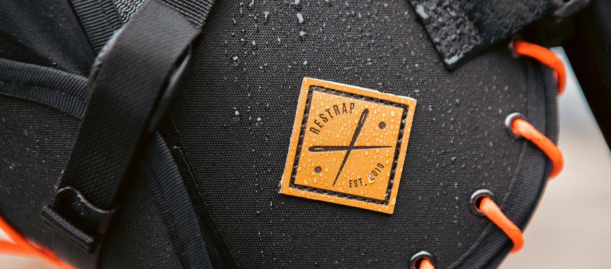 Restrap-18L-Saddle-Bag-Lifestyle3_2000x_6f3edc40-aee3-4e5d-8bed-29736a21270e - Najs Bike