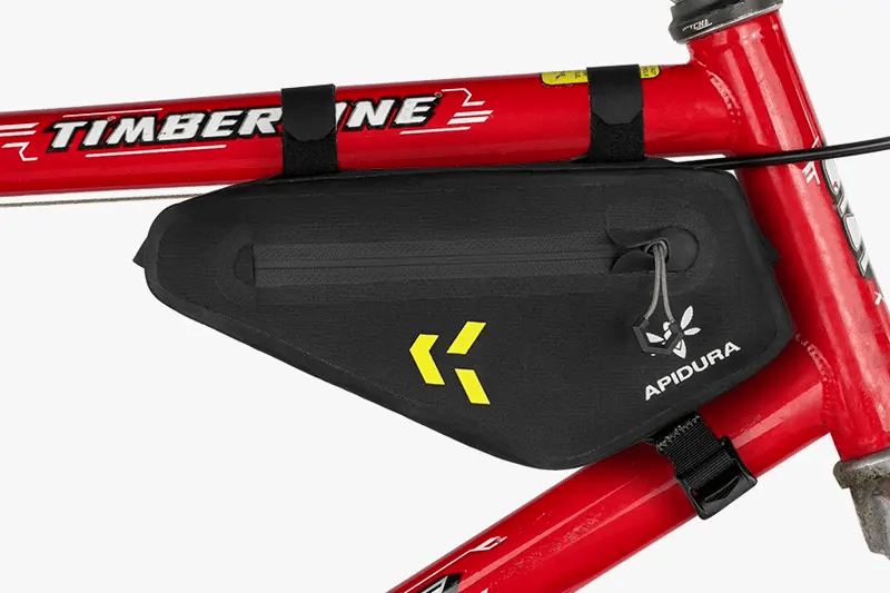 apidura-backcountry-frame-pack-1l-feature-reversible-fit-ezgif.com-video-to-webp-converter - Najs Bike