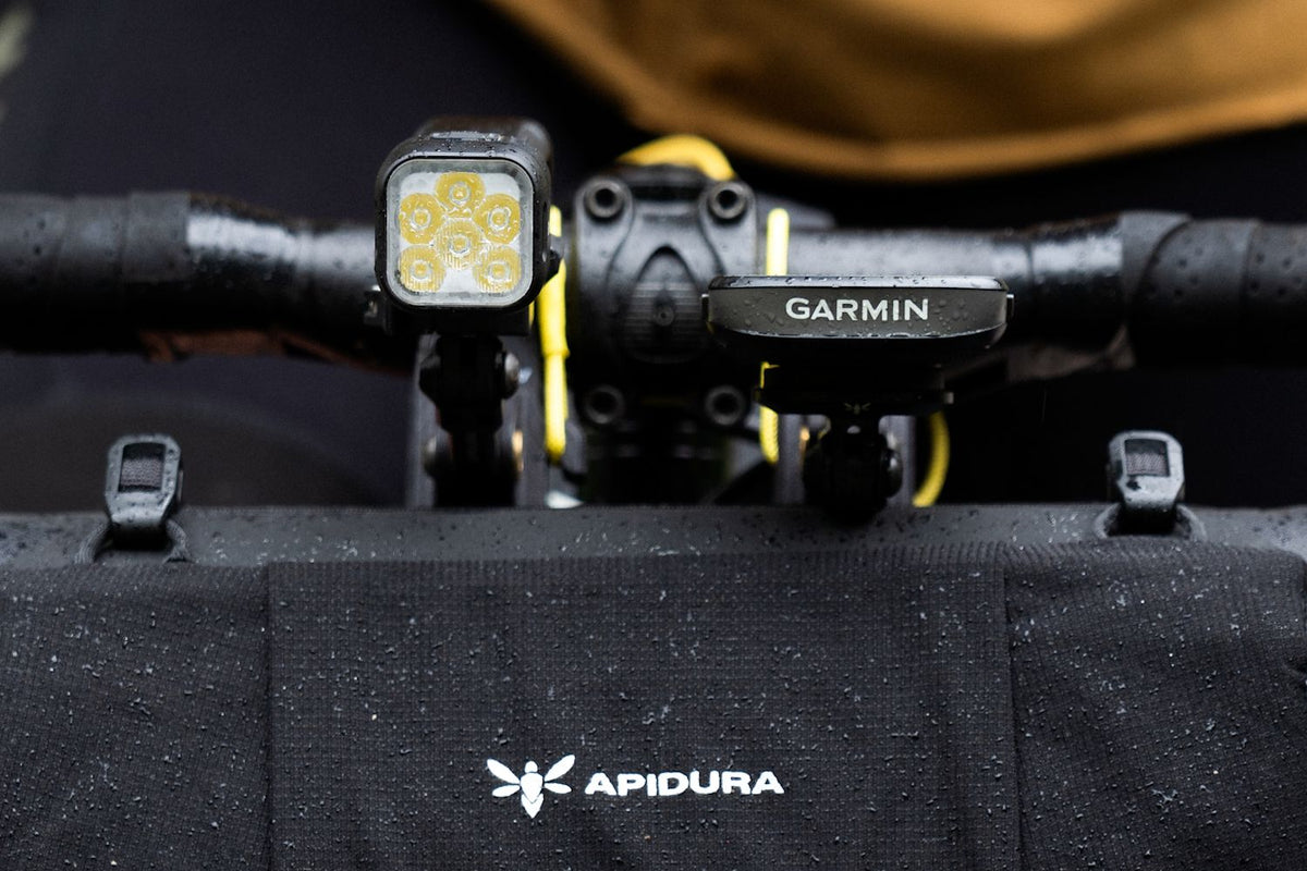 Apidura Expedition Accessory Arm – lampka nad torbą