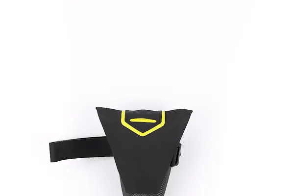 apidura-expedition-tool-pack-feature-flexible-capacity-ezgif.com-gif-to-webp-converter - Najs Bike