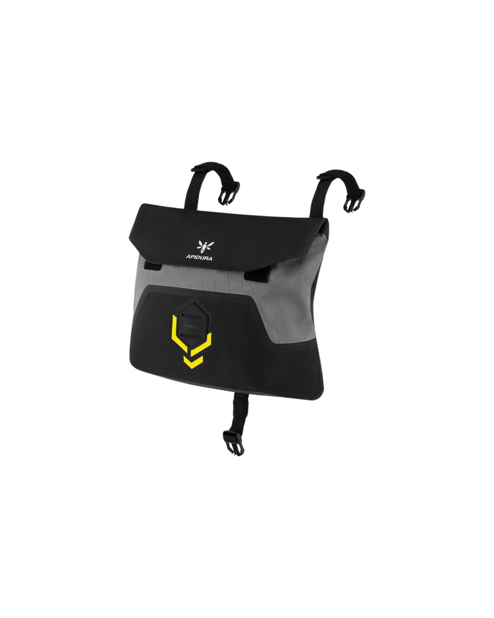 Apidura Backcountry Accessory Pocket 4L na klipsach przy Backcountry Handlebar Pack