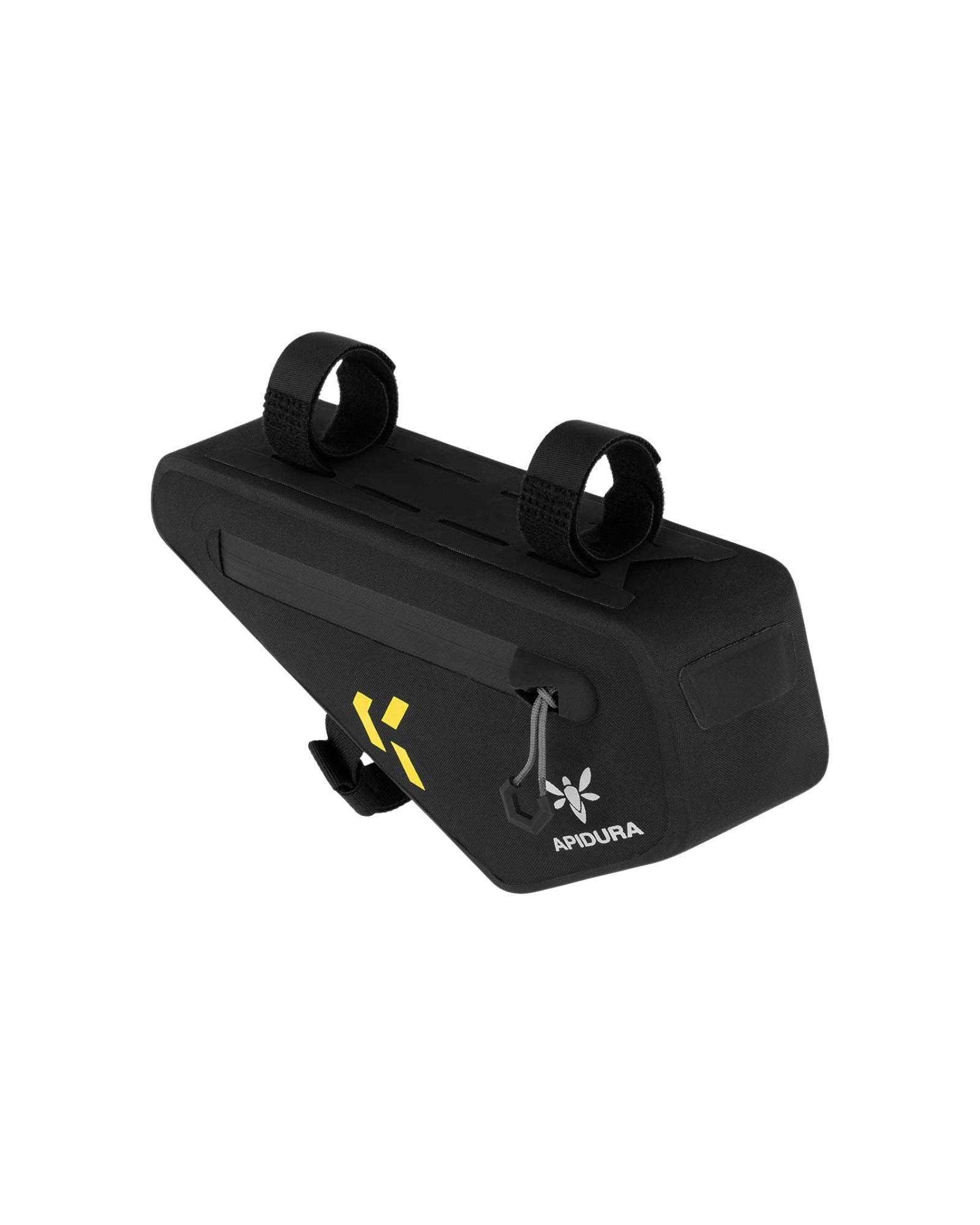 Odwracalny montaż torby Apidura Backcountry Frame Pack 1L w ramie roweru full