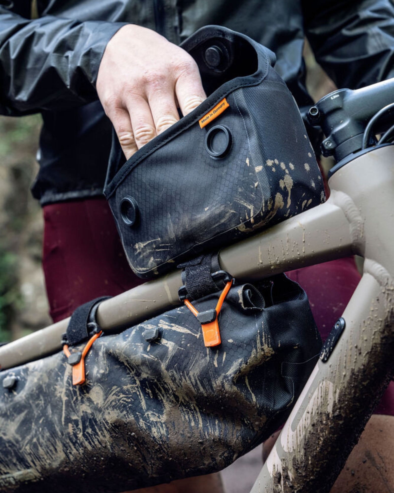 Torba na ramę Ortlieb Fuel - Pack Dark Sand 1L - Najs Bike