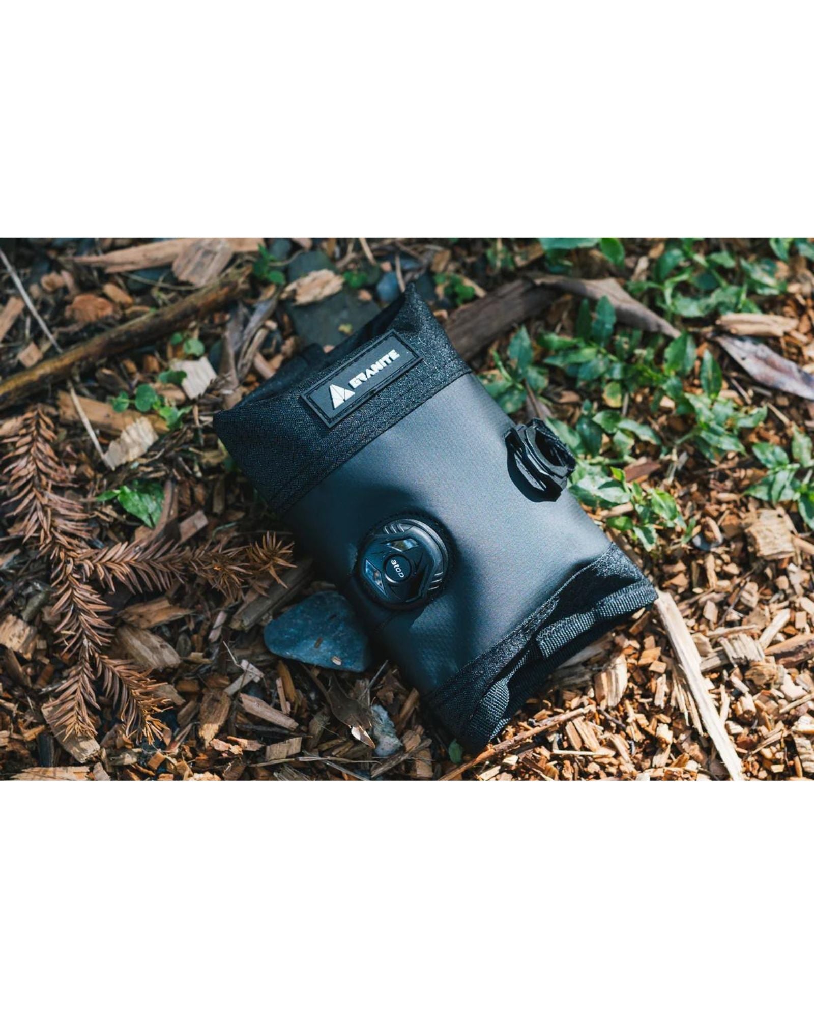 Torebka podsiodłowa Granite Quiver Tool Roll - Najs Bike