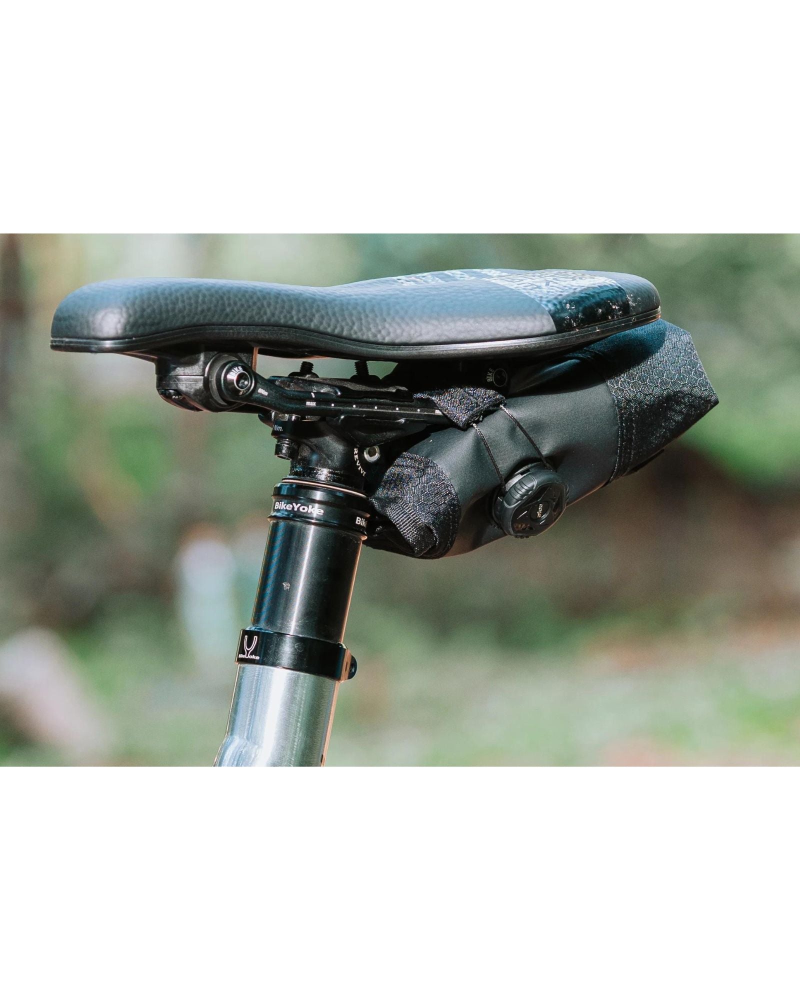 Torebka podsiodłowa Granite Quiver Tool Roll - Najs Bike