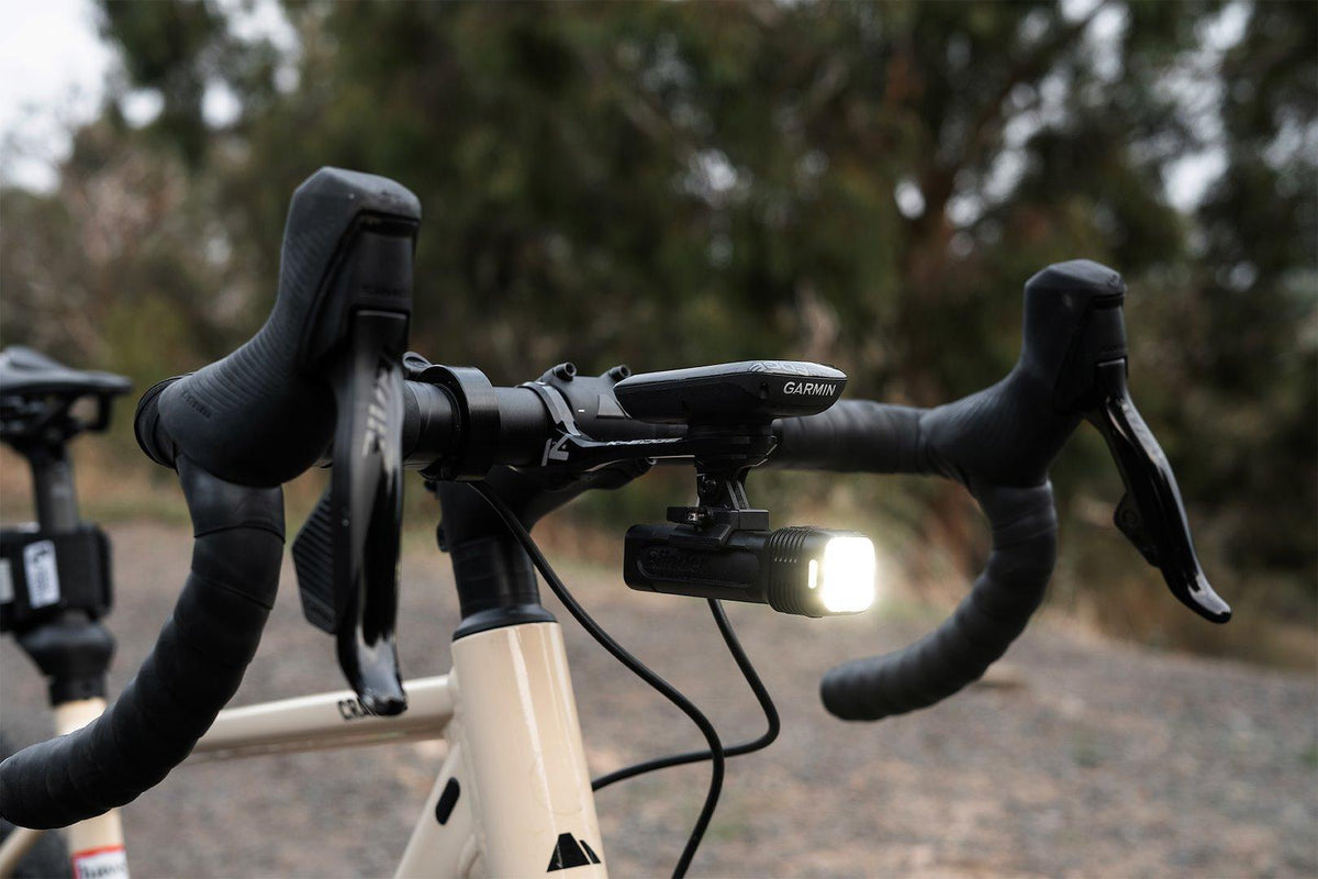 Zestaw lamp Knog Blinder Pro 1300 + Blinder R-150 – zdjęcie 4 | Najs Bike