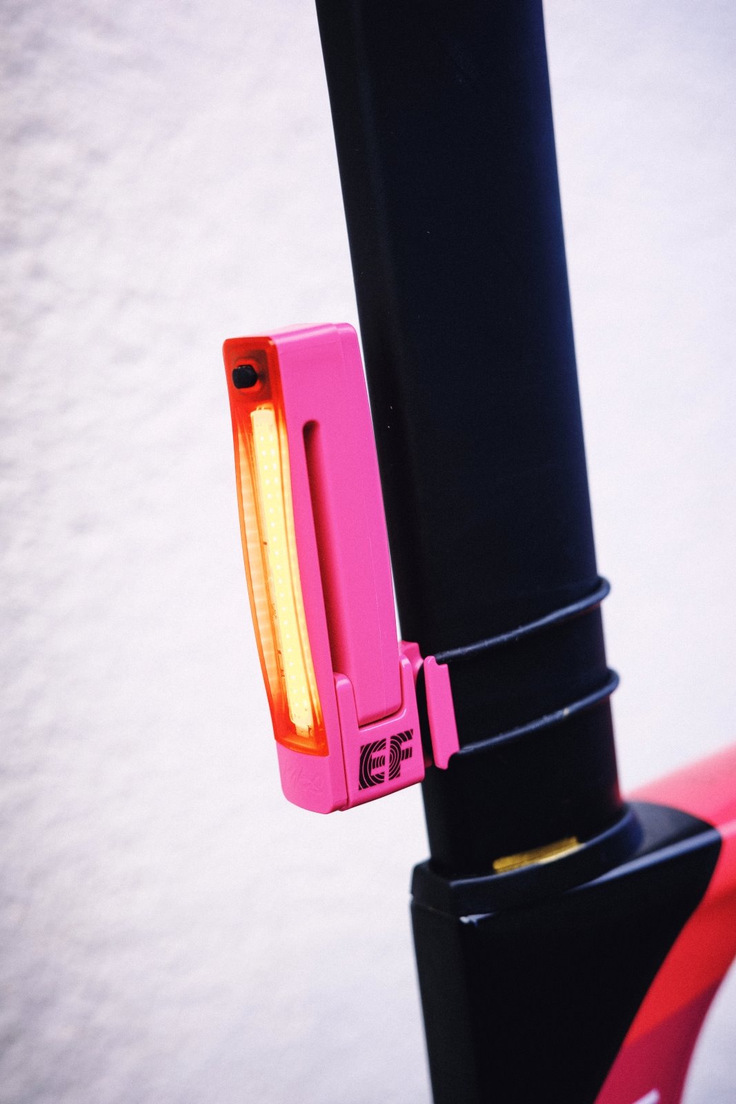 Lampka tylna KNOG Plus Limited EF