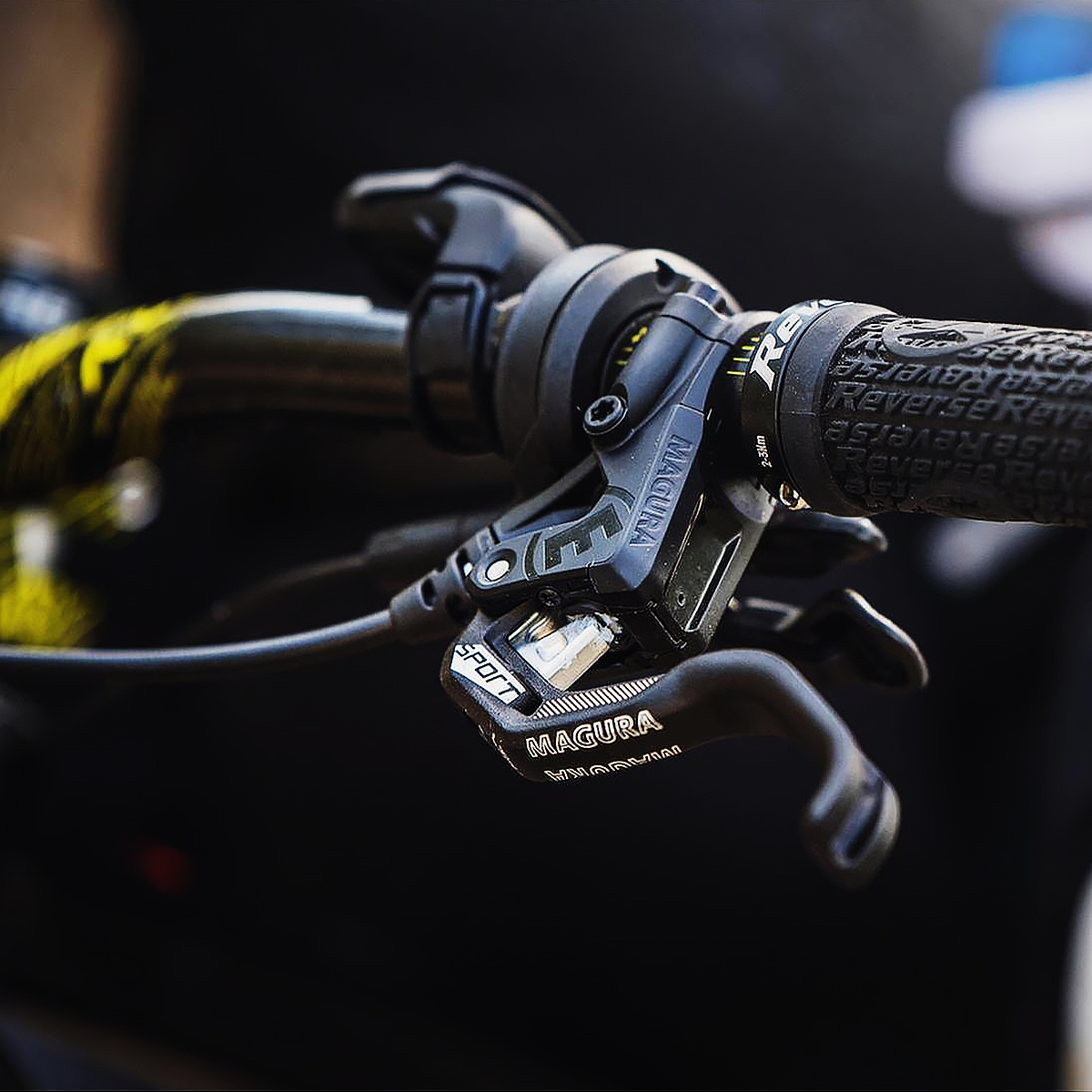 Zestaw hamulców hydraulicznych tył i przód MAGURA MT Trail Sport - 4-tłok przód / 2-tłok tył