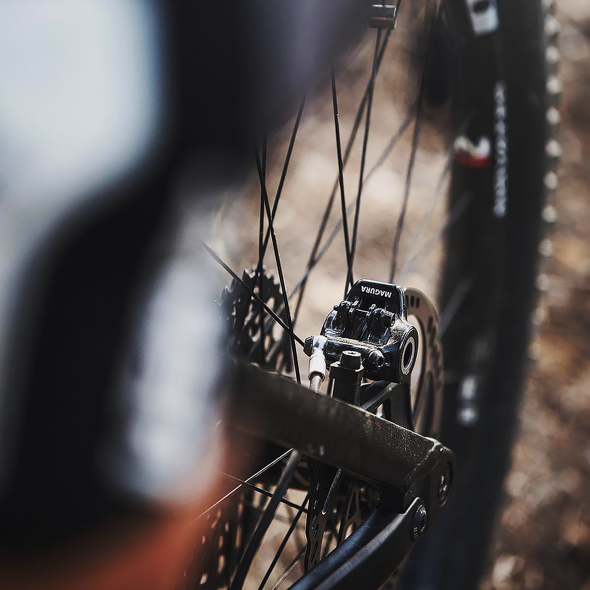 Zestaw hamulców hydraulicznych tył i przód MAGURA MT Trail Sport - 4-tłok przód / 2-tłok tył