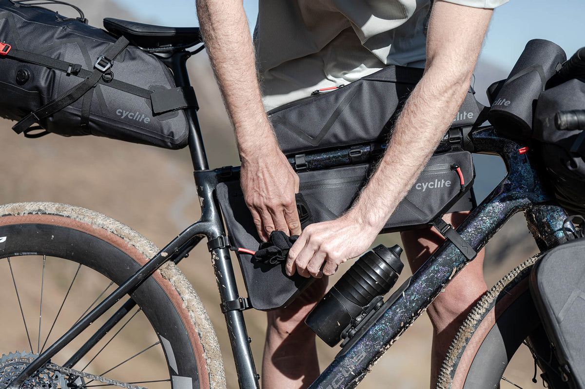 Cyclite Frame Bag Large, czarna, pakowanie dolnej komory